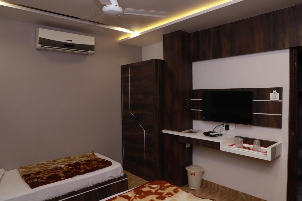 Hotel Darshan Amreli Luaran gambar