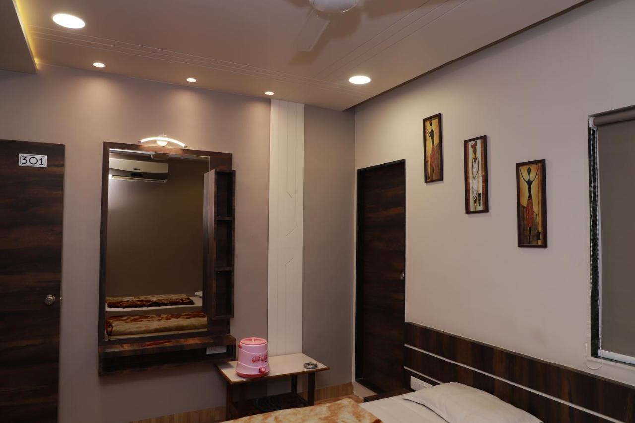 Hotel Darshan Amreli Luaran gambar