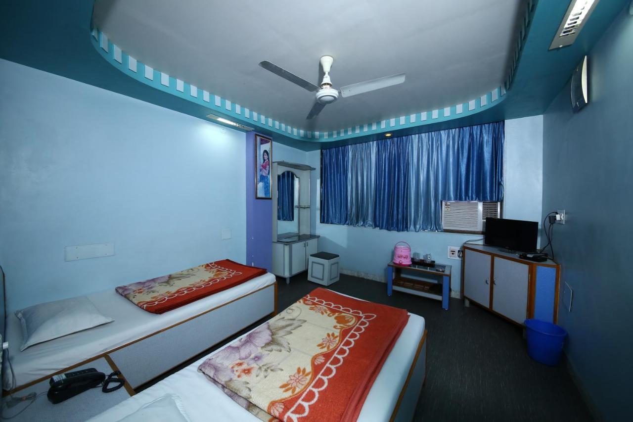 Hotel Darshan Amreli Luaran gambar