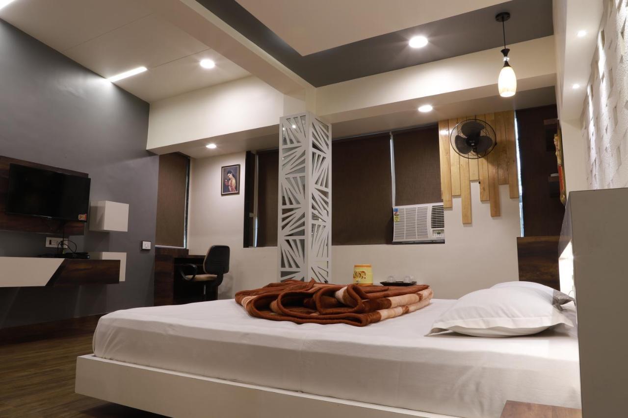 Hotel Darshan Amreli Luaran gambar