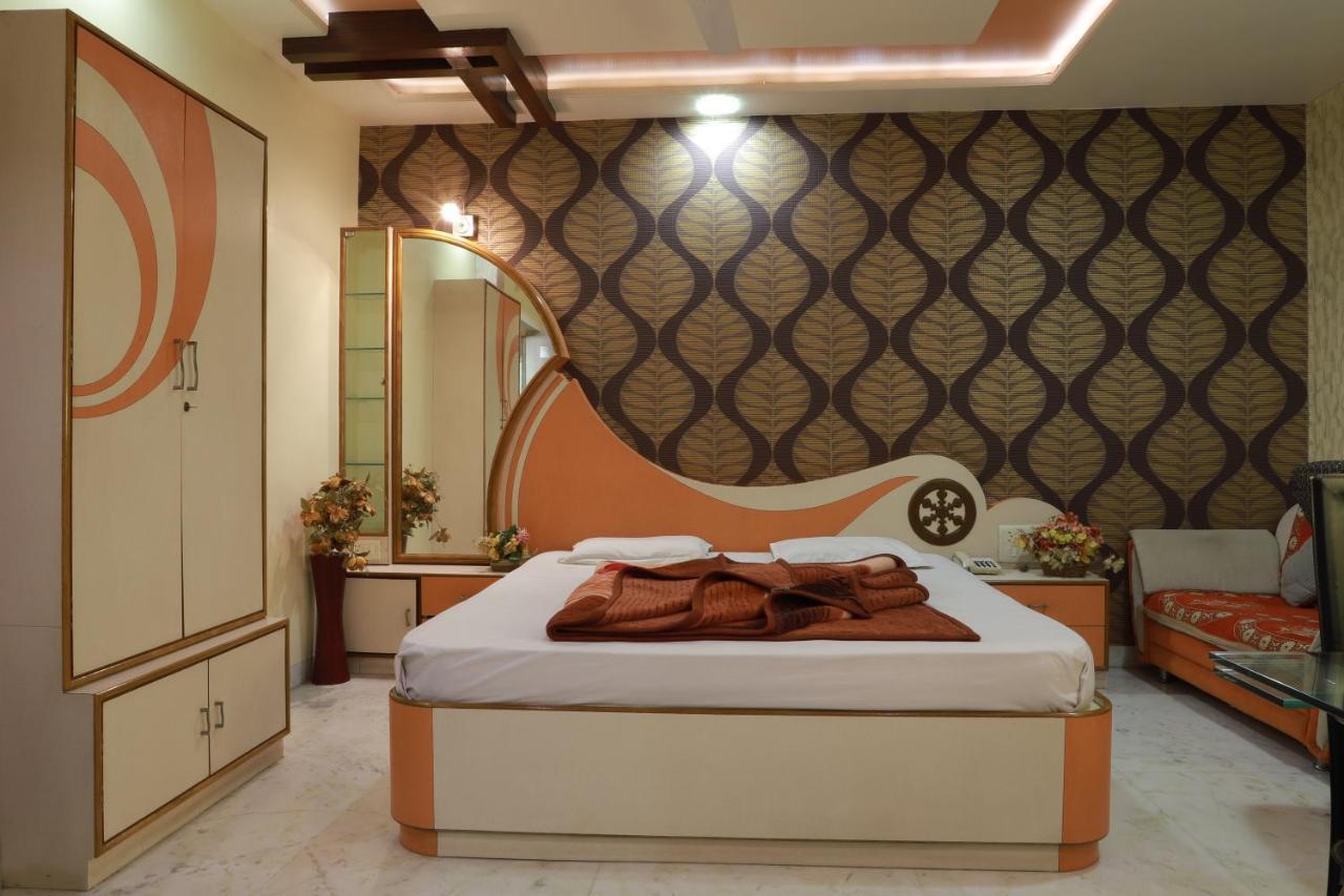 Hotel Darshan Amreli Luaran gambar