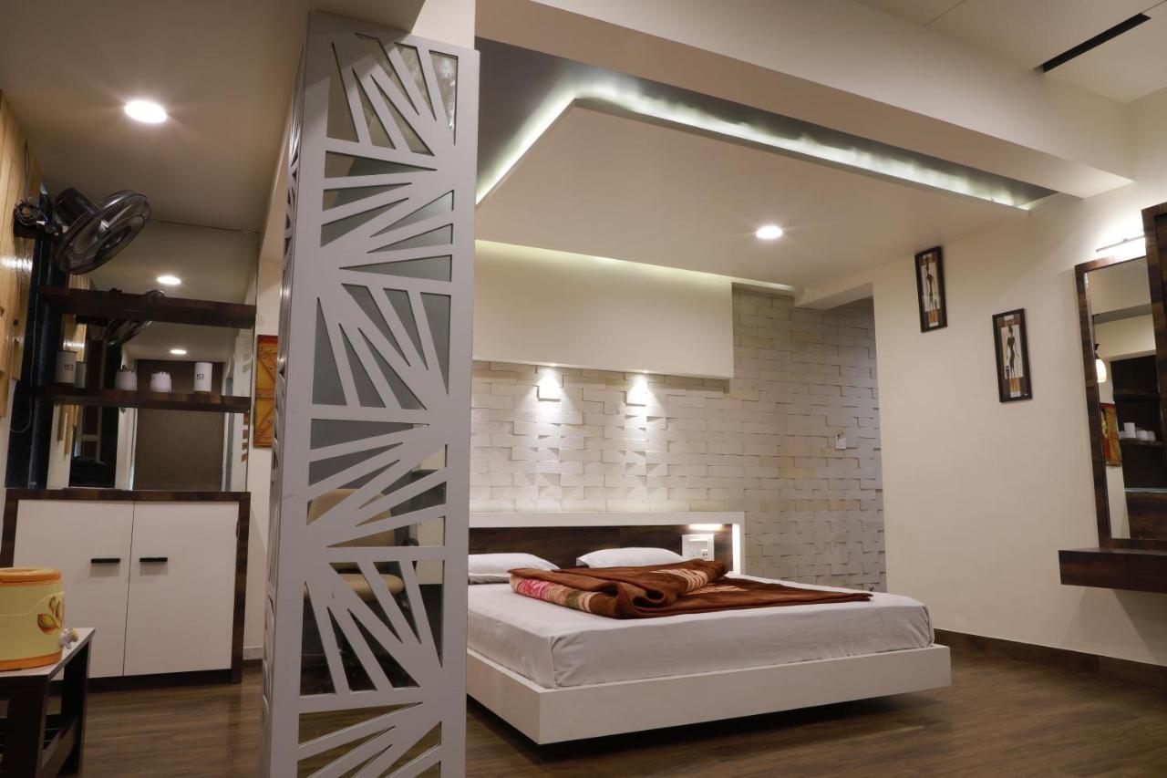 Hotel Darshan Amreli Luaran gambar