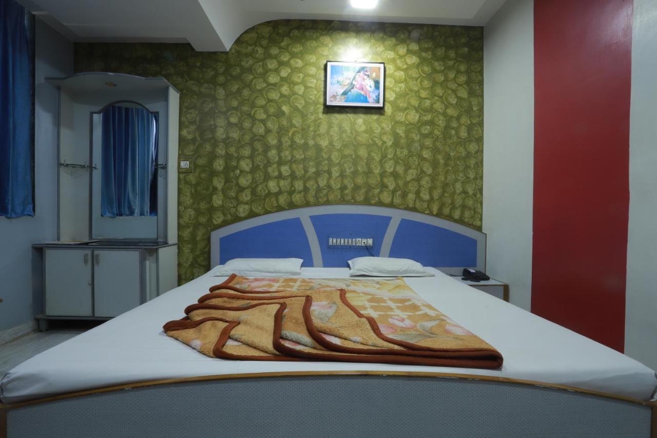 Hotel Darshan Amreli Luaran gambar